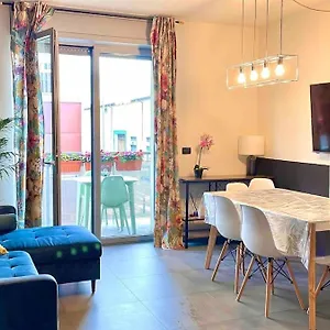 https://city-center-modern-flat-with-free-parking-and-wifi-apt-b.it-lombardy.com